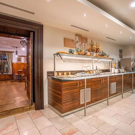 Отель Leonardo Boutique Gablerbraeu
