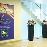 Leonardo Boutique Gablerbraeu מלון